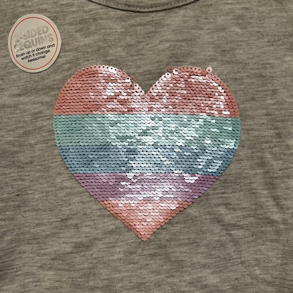 EPIC THREADS GRAY MULTI-COLRED HEART TEE - Picture 2 of 4